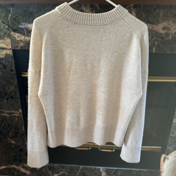 100% Cashmere Sweater Perfect Condition - Picture 5 of 12